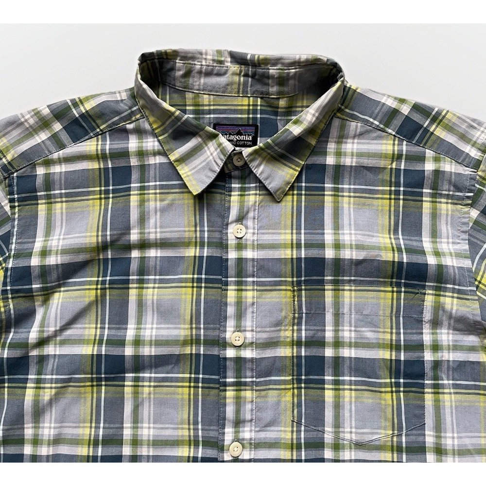 Patagonia Mens M Plaid Short Sleeve Button‎ Up Shirt Common Threads Partnership